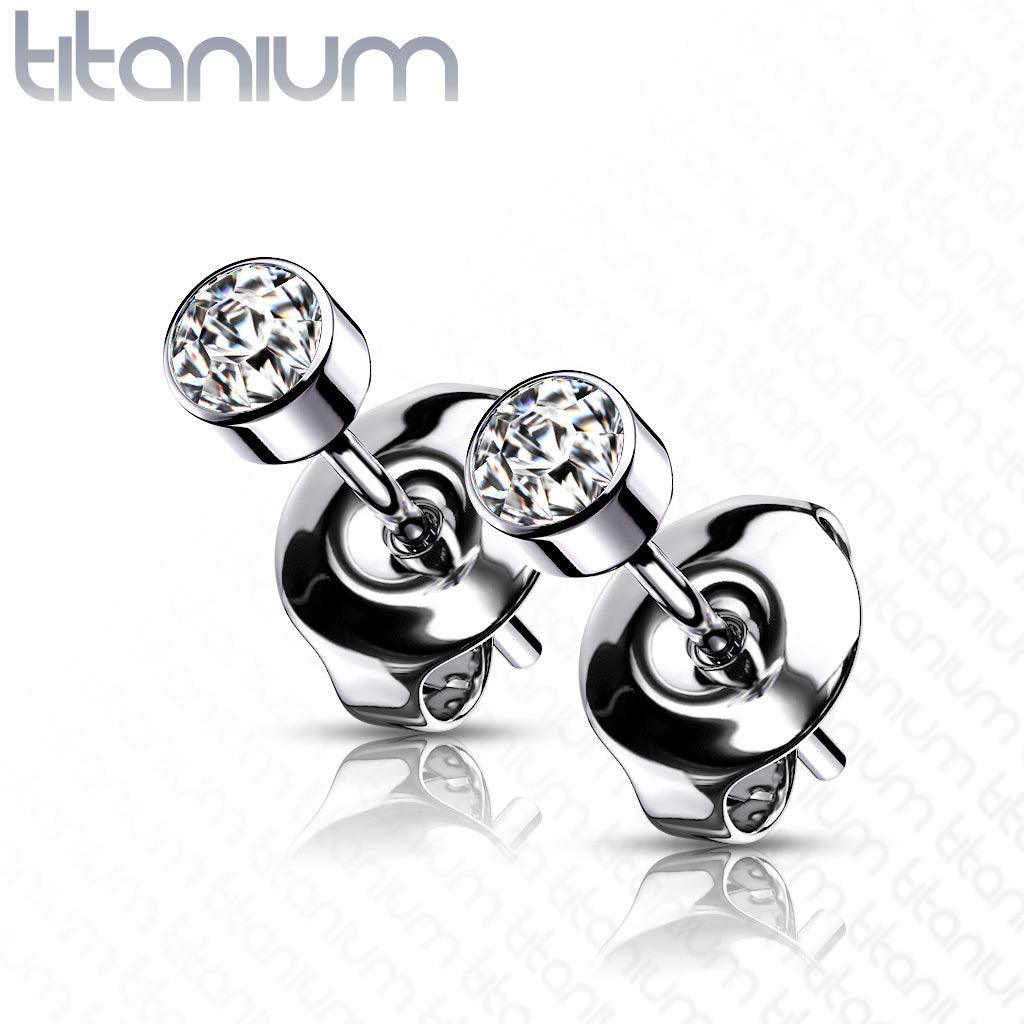 Titaaniset korvanapit, Round Titanium Cubic Zirconia