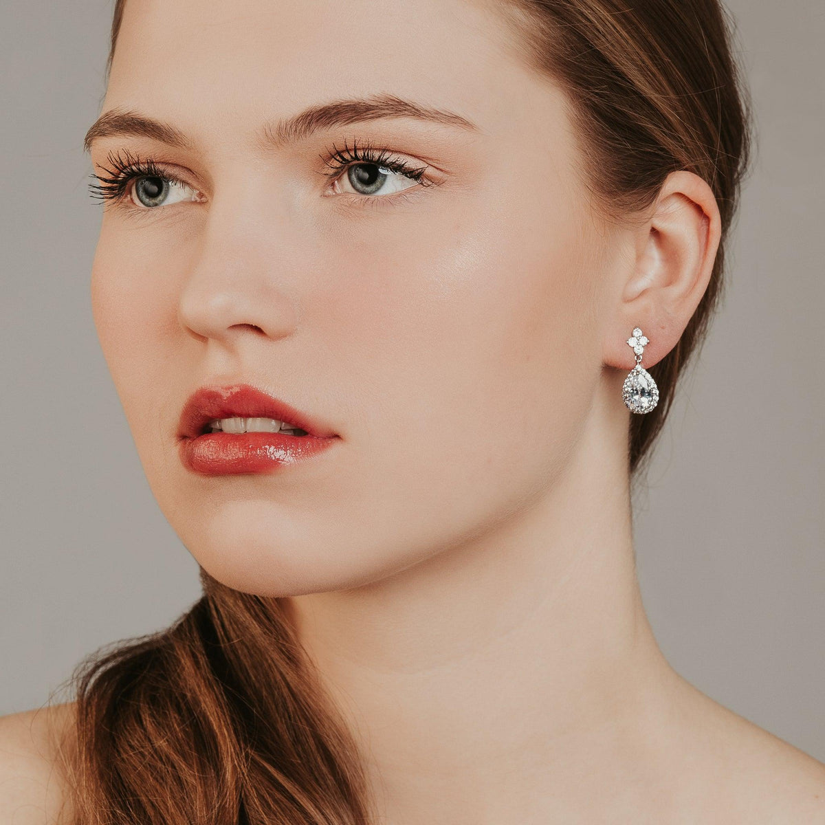 Kristallikorvakorut, ROMANCE | Beautiful Teardrop
