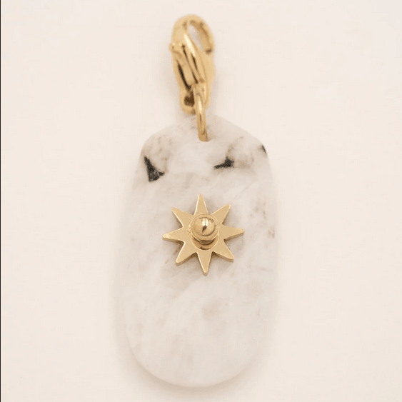 Maskotti/riipus, BOHM PARIS|Lockie Charm Maë -agathe blanc