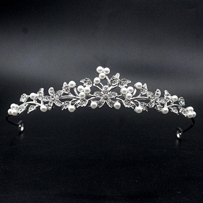 ROMANCE | Bianca -silver-colored graceful tiara with pearls
