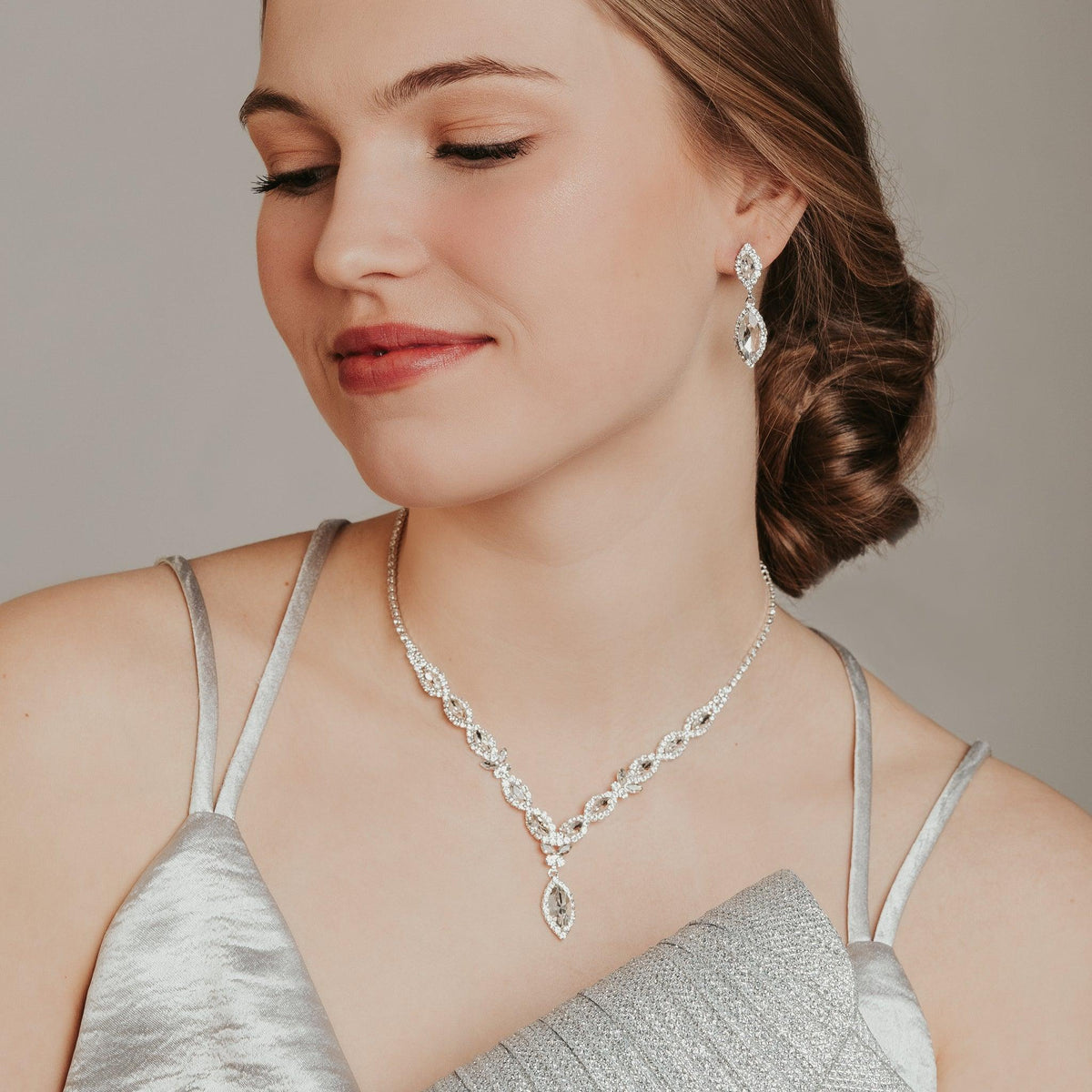 Strassikaulakoru, ROMANCE | Annabella Necklace