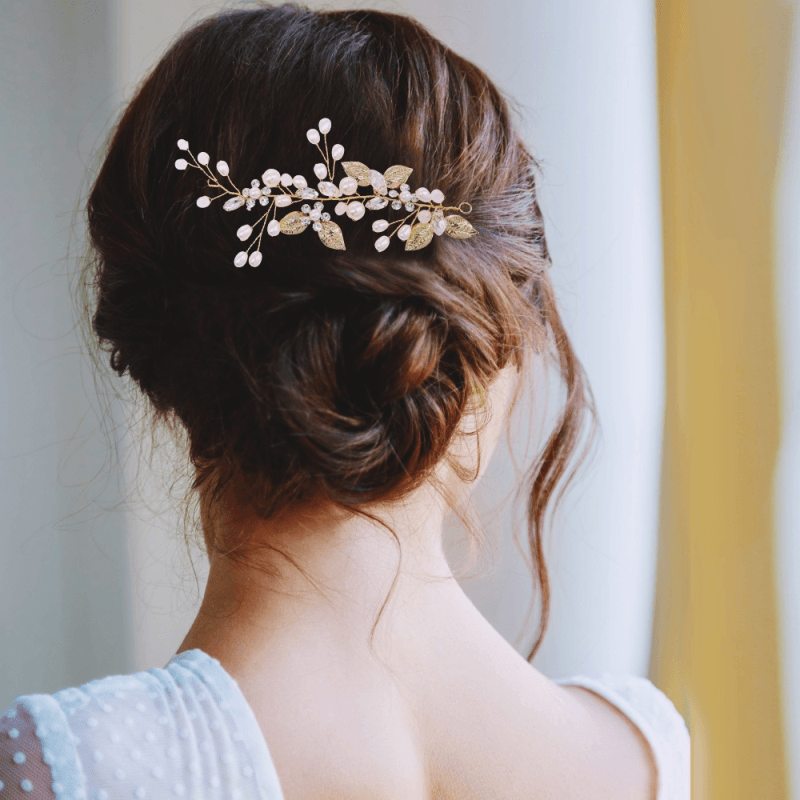 ATHENA BRIDAL | Martine -helmikoristeinen muotoiltava hiuskoru (hopea)