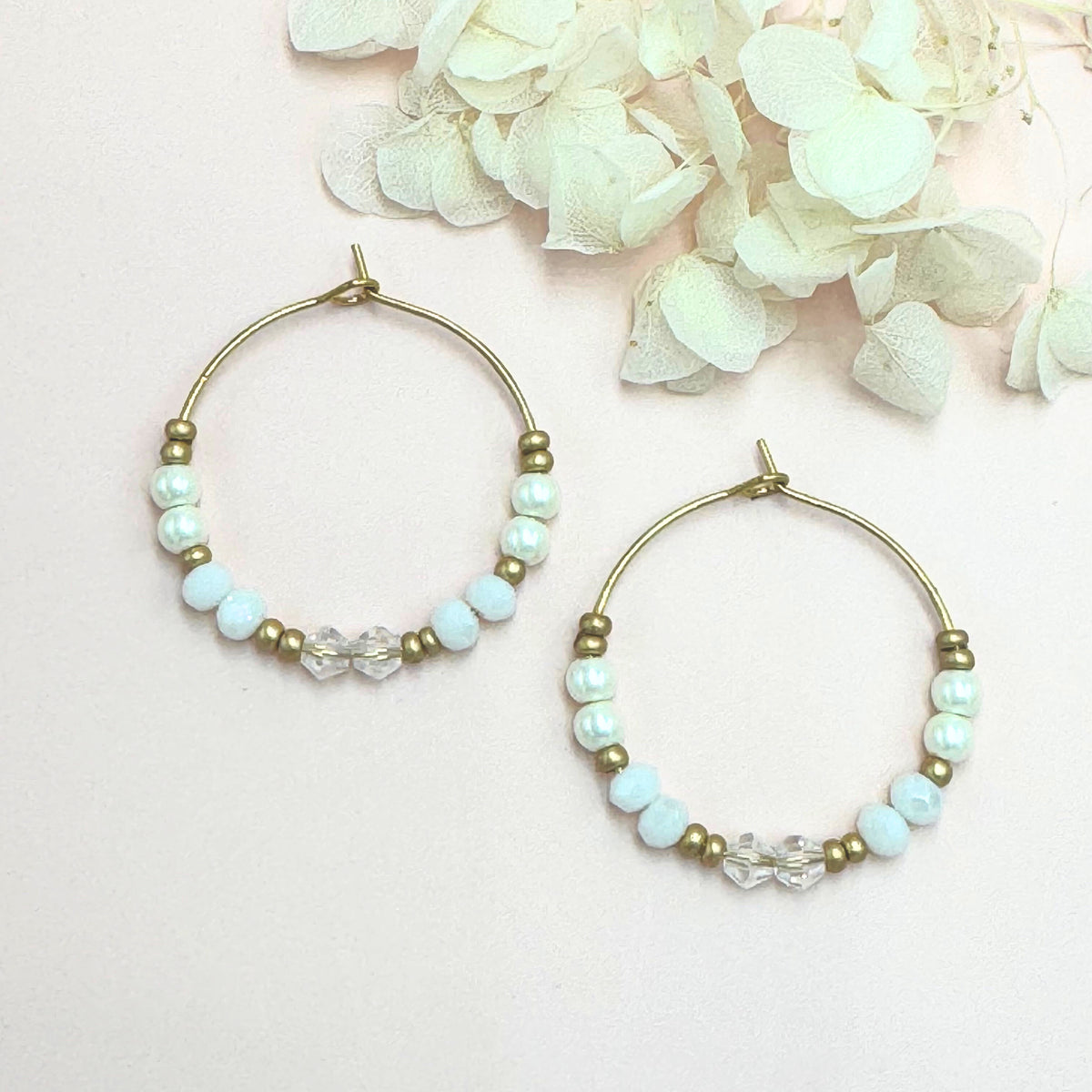 Jolie Pearl handmade pearl rings (shades of white, gold)