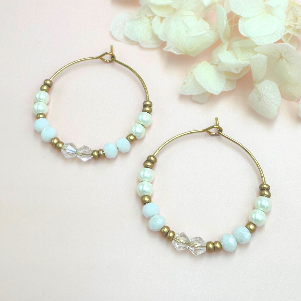Jolie Pearl handmade pearl rings (shades of white, gold)