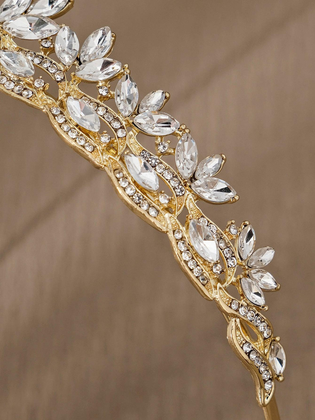 ROMANCE, Augusta gold-colored tiara with bright stones