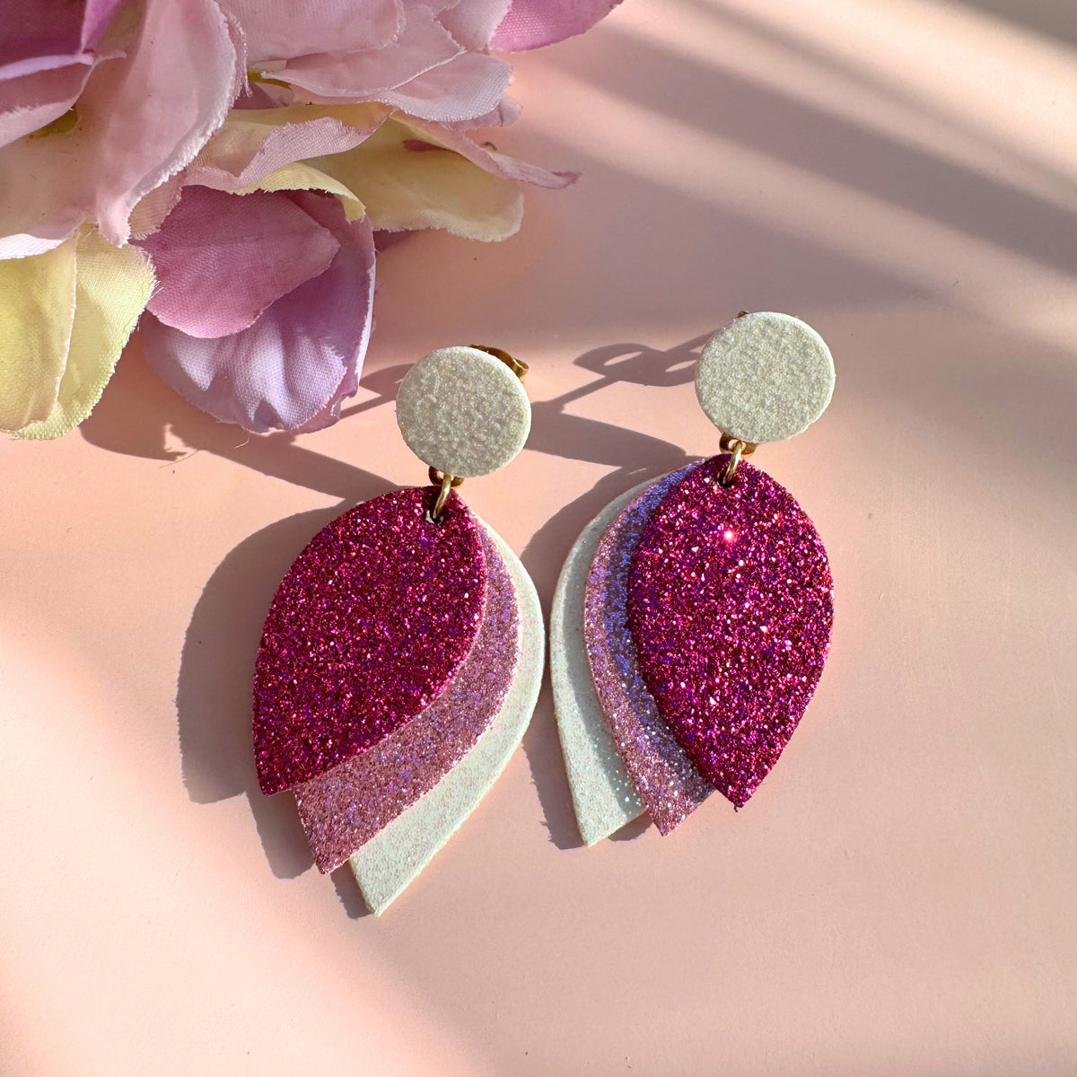 LEMPI® earrings, Glow (fuchsia-lavender pink-white)