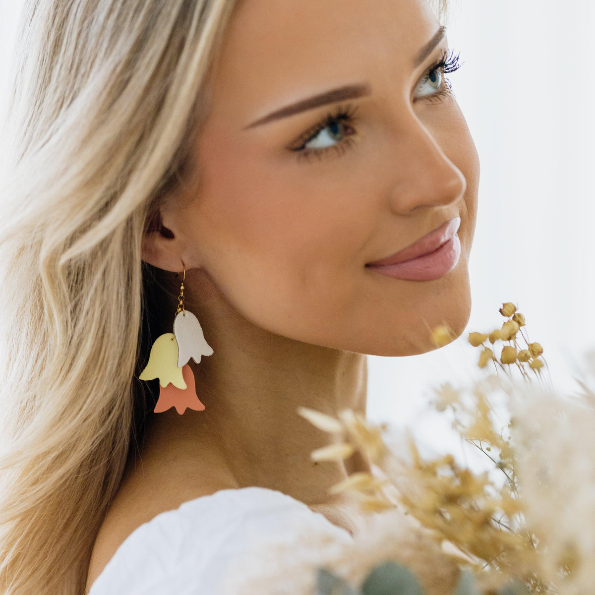 LEMPI® Earrings, Summer Meadow (white-light yellow-orange)