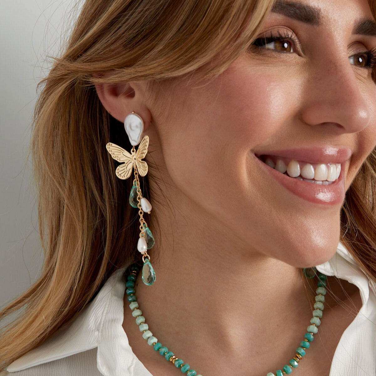 FRENCH RIVIERA | Butterfly Garden earrings with mint colored pearls