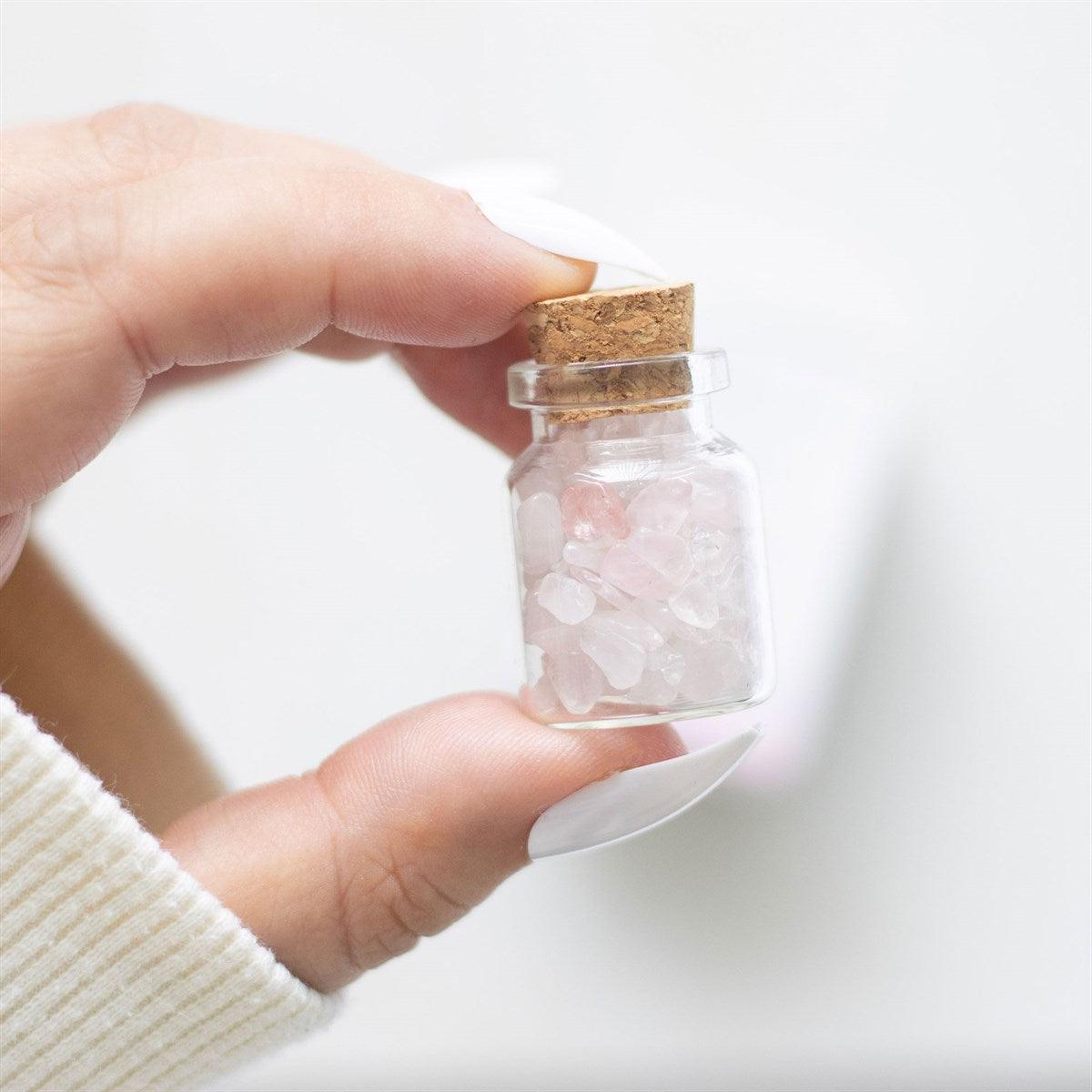 Jar of Love, Rose Quartz -ruusukvartsi onnenkivipullo "rakkaus"