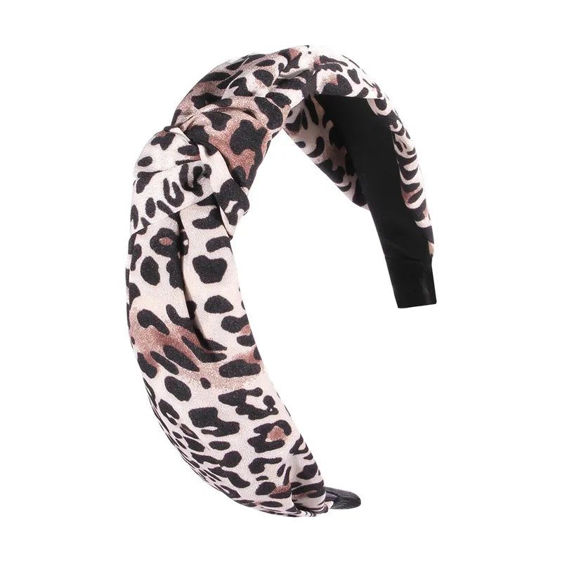 SUGAR SUGAR®, Wild Sugar – leopard print bow tie (beige)