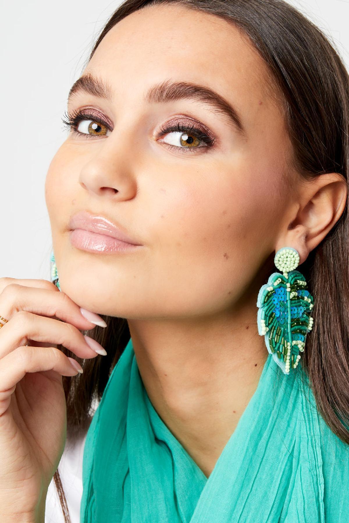 FRENCH RIVIERA | Monstera Deliciosa green troll leaf earrings