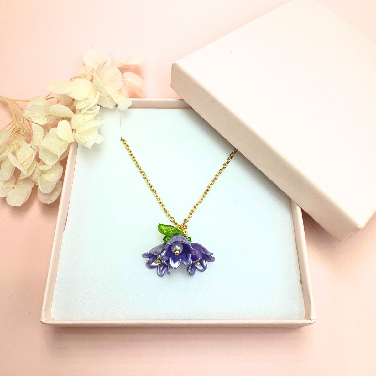 Floréa -käsintehty kukkakaulakoru (violetti)