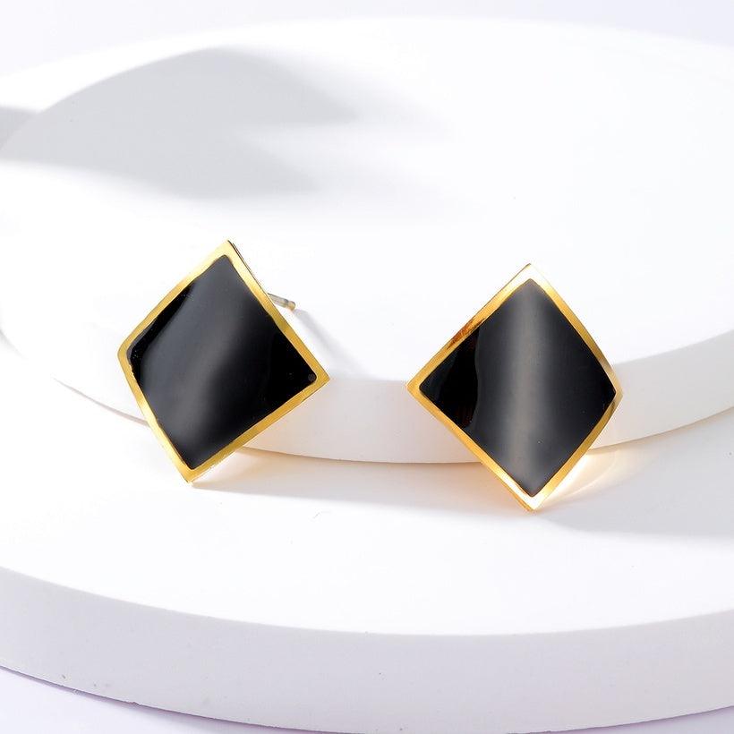 FRENCH RIVIERA|New York Earrings -mustat kirurginteräsnapit