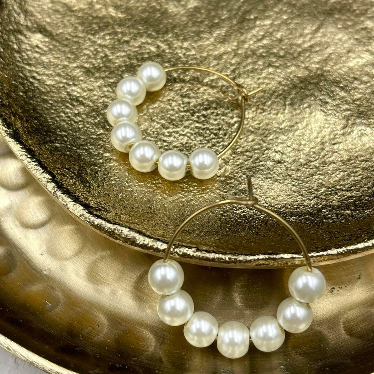 Jolie -käsintehdyt helmirenkaat (ivory, medium)