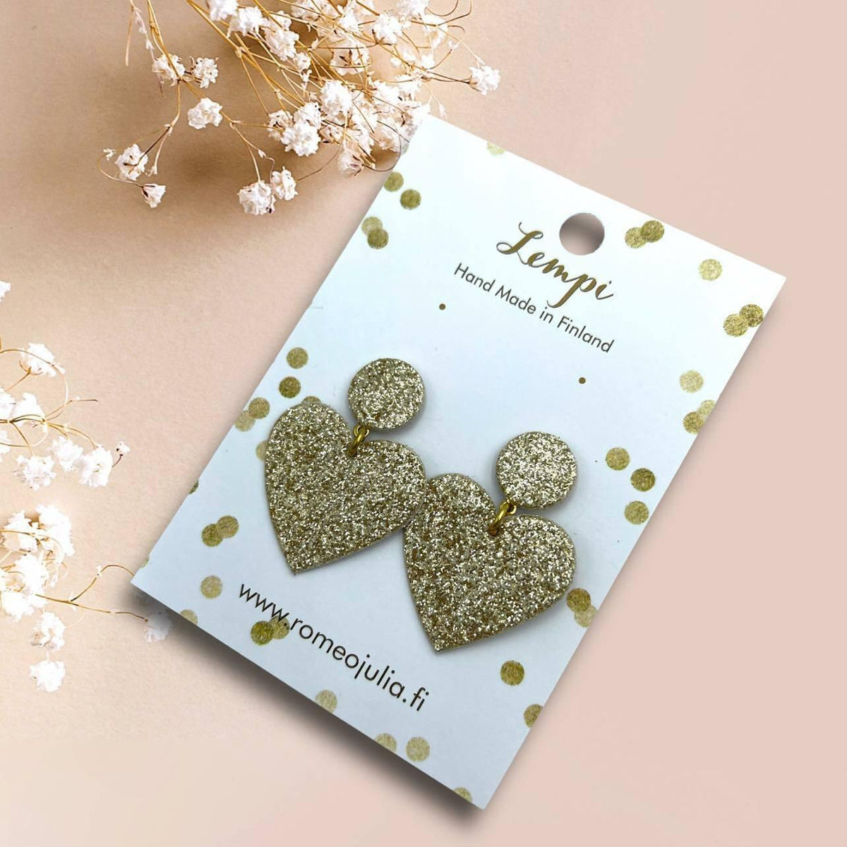 LEMPI® earrings, Hellä - sparkling gold heart earrings