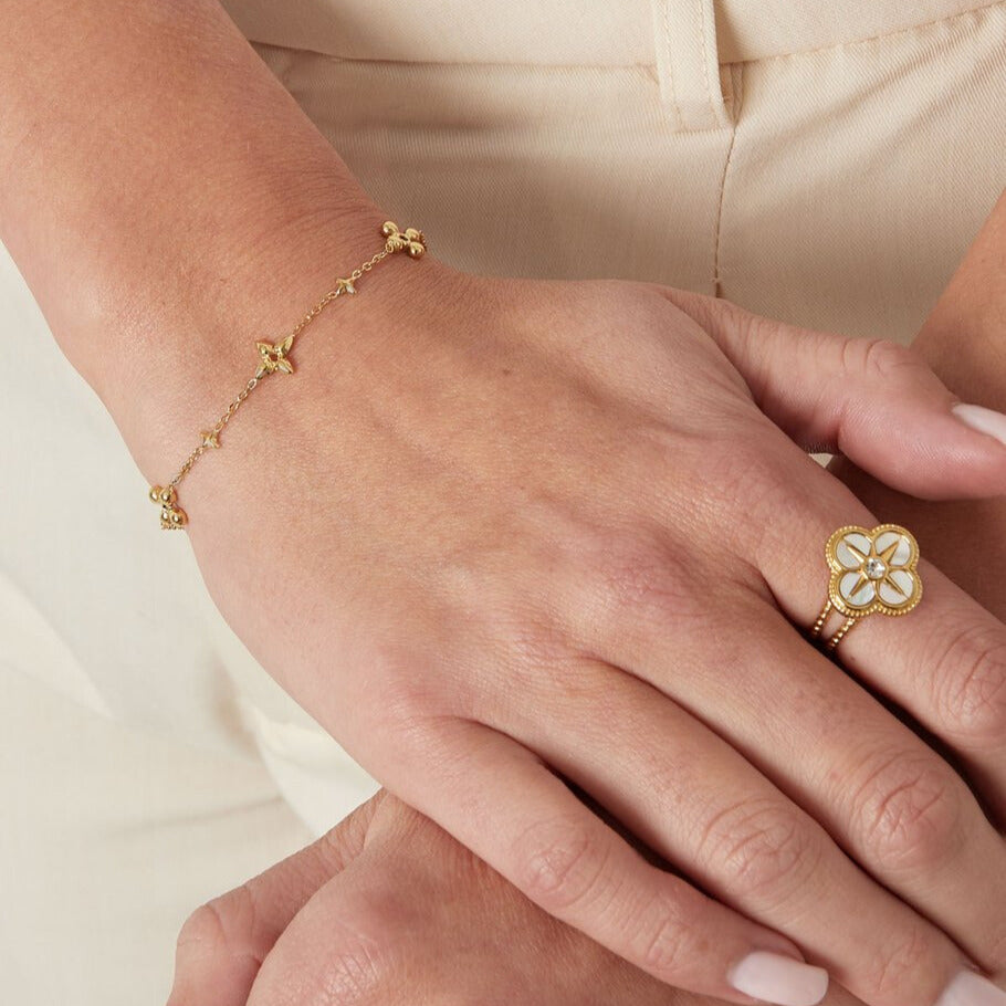 French Riviera | Delphine - dainty surgical steel bracelet (gold)