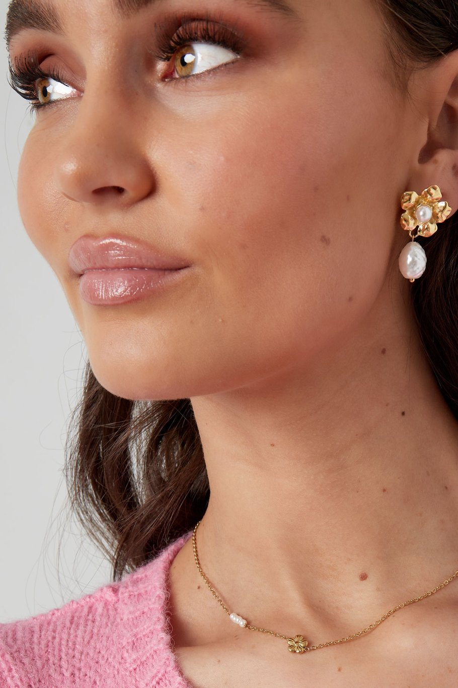 FRENCH RIVIERA | Pearl in Bloom – flower earrings with white pearls