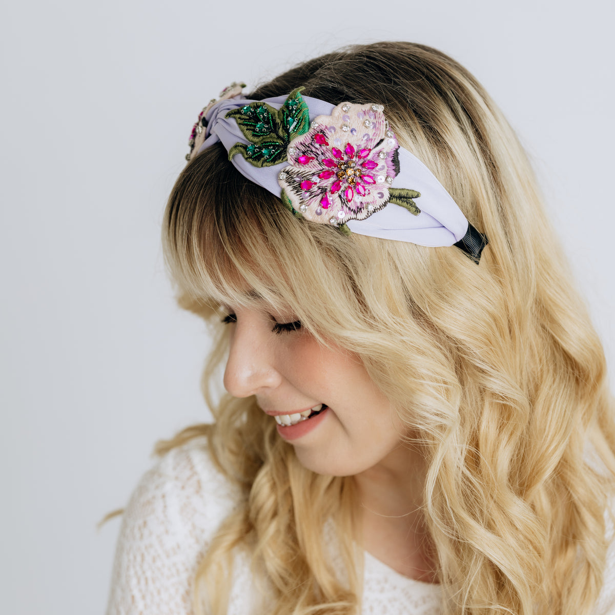 SUGAR SUGAR®, Mystic Bloom – embroidered satin headband with rhinestones (pink)