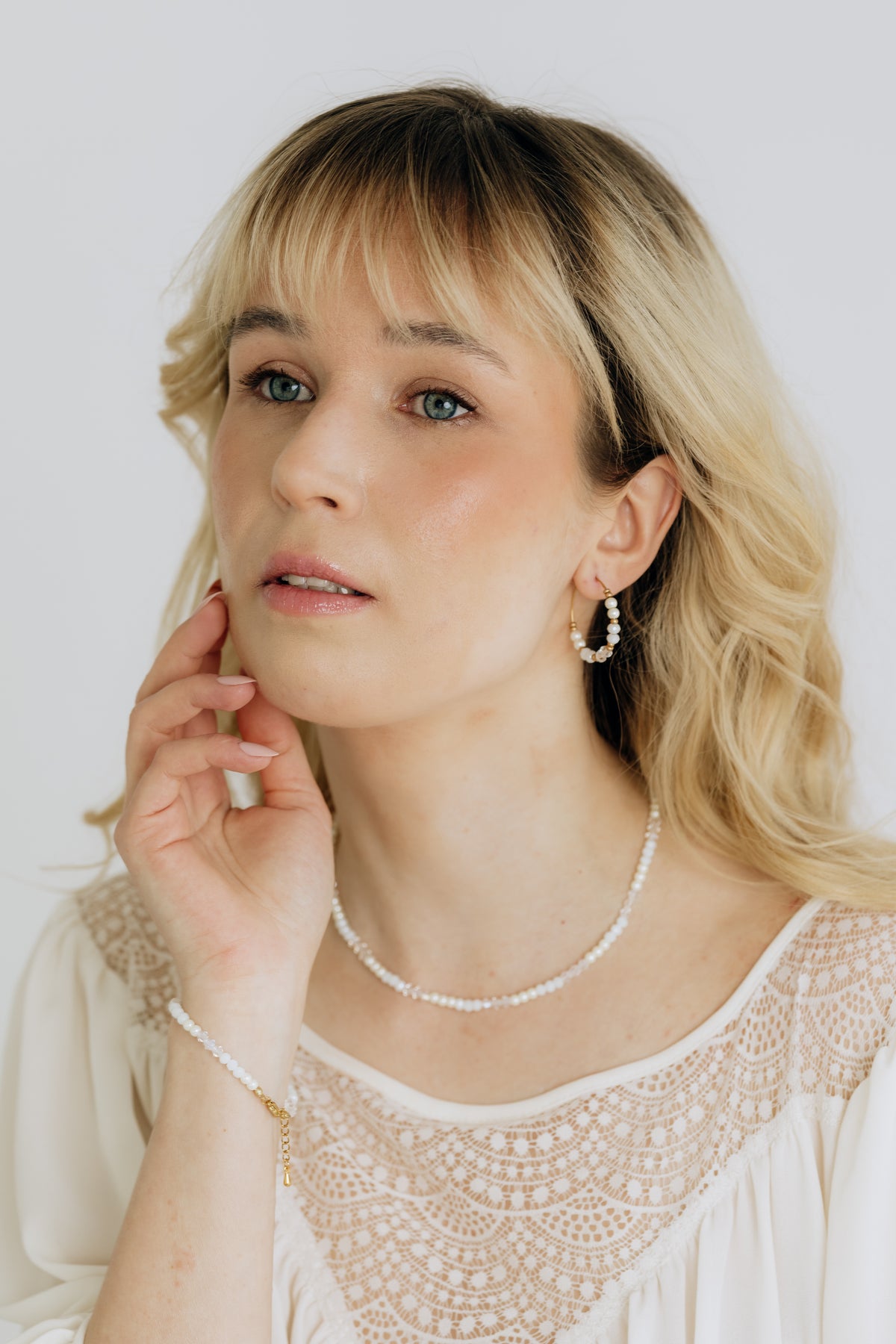 Jolie Pearl handmade pearl rings (shades of white, gold)