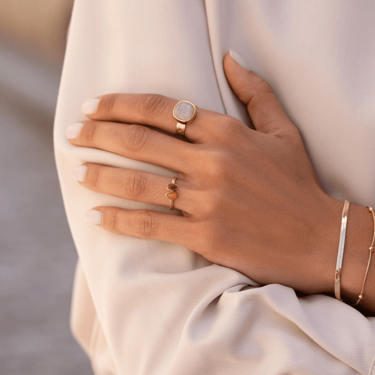 BOHM PARIS | Bague Sivaria -persikkainen kirurginterässormus