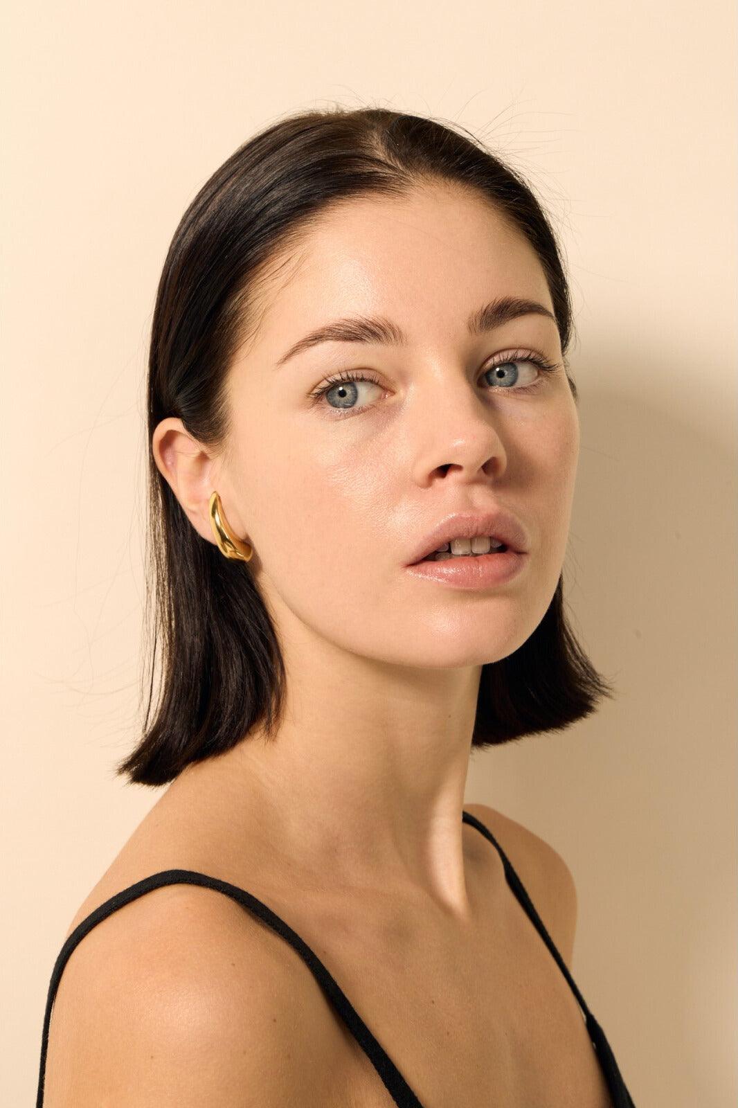 FRENCH RIVIERA | Vivien Surgical Steel Modern Buttons (Gold)