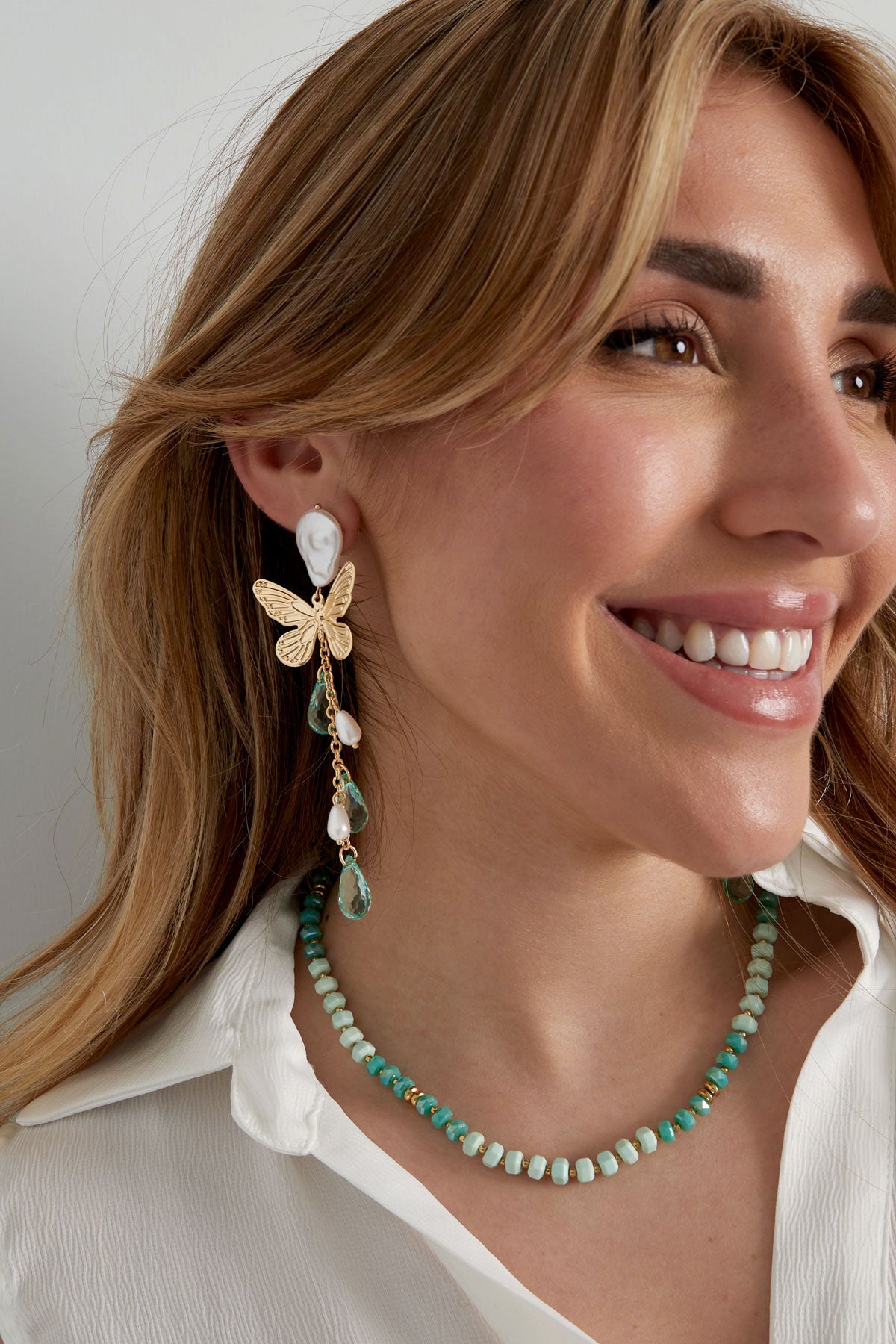 FRENCH RIVIERA | Butterfly Garden earrings with mint colored pearls