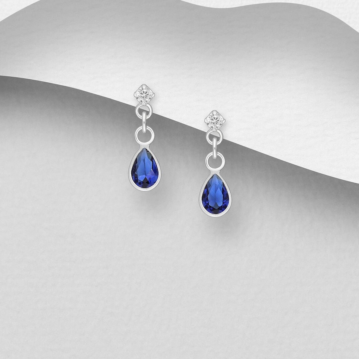 PREMIUM COLLECTION | Annika -tummansiniset hopeakorvakorut pisaralla
