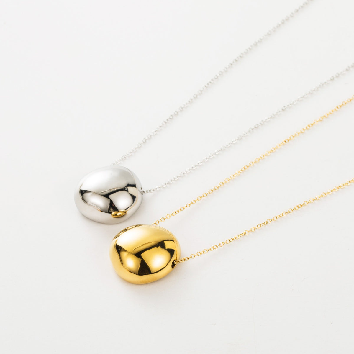 FRENCH RIVIERA | Cinzia minimalist surgical steel necklace (gold) 